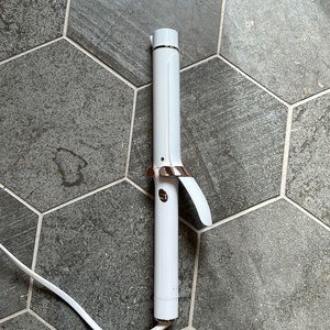 T3 1.25 inch barrel curling iron